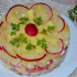 Salát s ananasem, kuřecím masem a sýrem: 10 chutných receptů